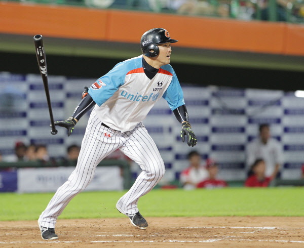 박종윤 선수의 역전 희생플라이 타점